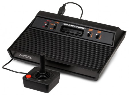Atari 2600 de Atari, 1977.
